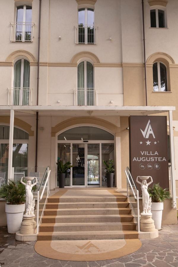 Hotel Villa Augustea Rímini Exterior foto